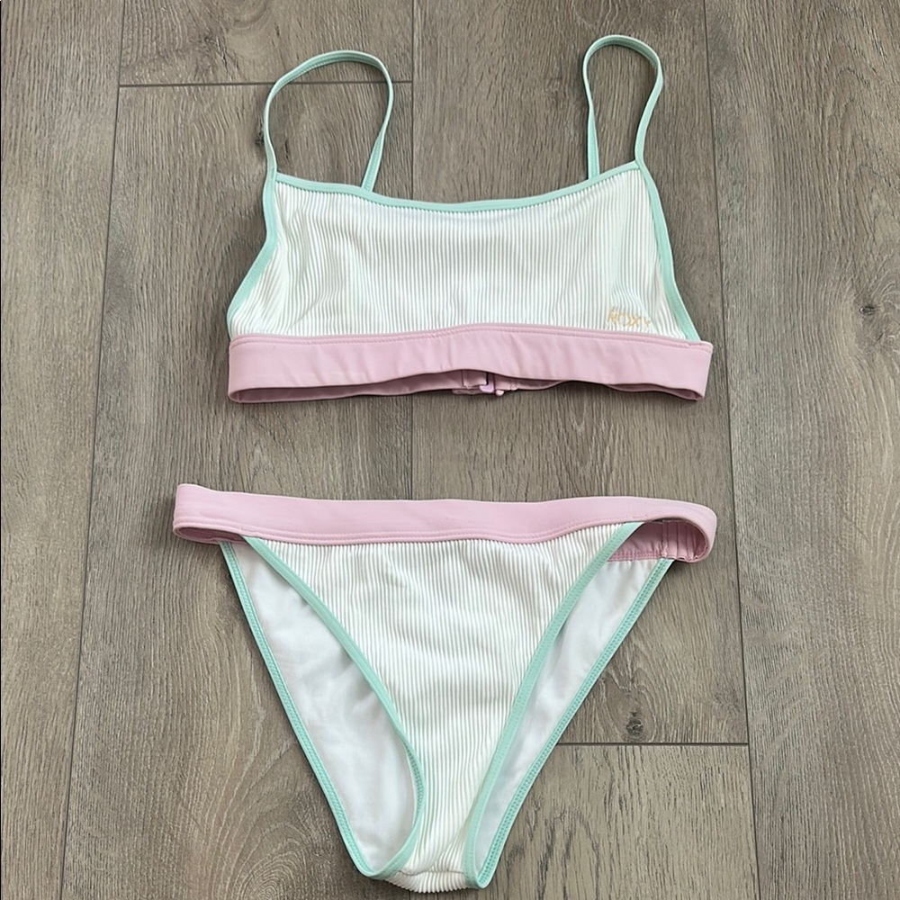 Roxy bikini set